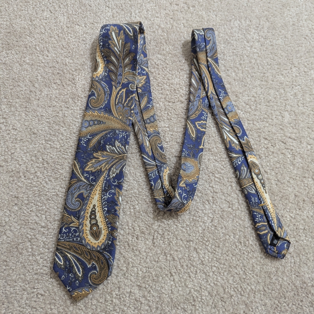 Oxxford Clothes Men's Paisley Silk Tie